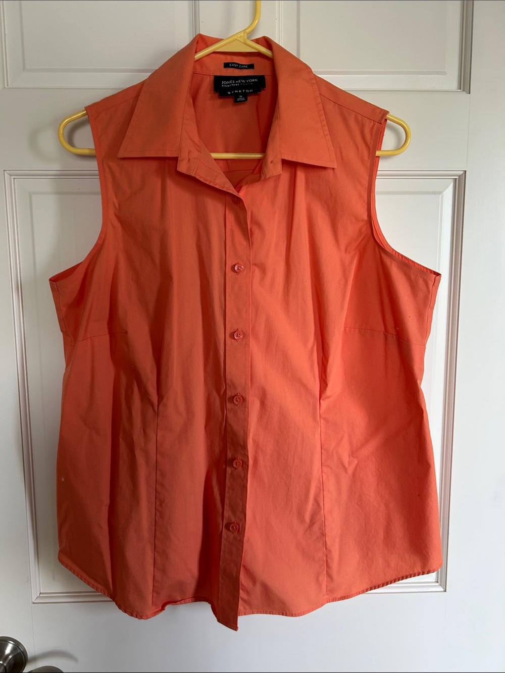 Jones New York Women's Coral-Orange Sleeveless Button-Down Shirt